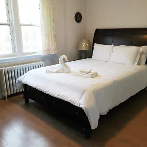  Homestay Cozy Private Rm Heart Of North York Free Parking Full Kitchen Close To Downtown Canada